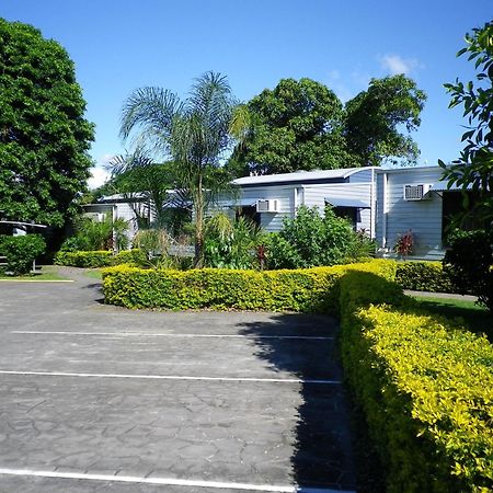 Tin Can Bay'S Sleepy Lagoon Motel Exterior photo