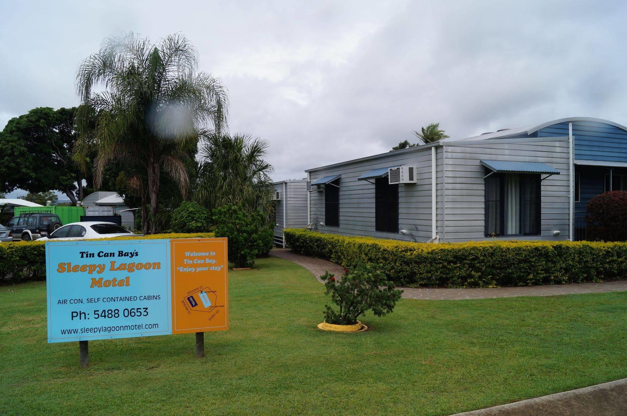 Tin Can Bay'S Sleepy Lagoon Motel Exterior photo