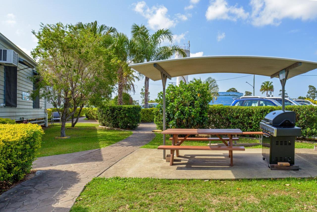 Tin Can Bay'S Sleepy Lagoon Motel Exterior photo